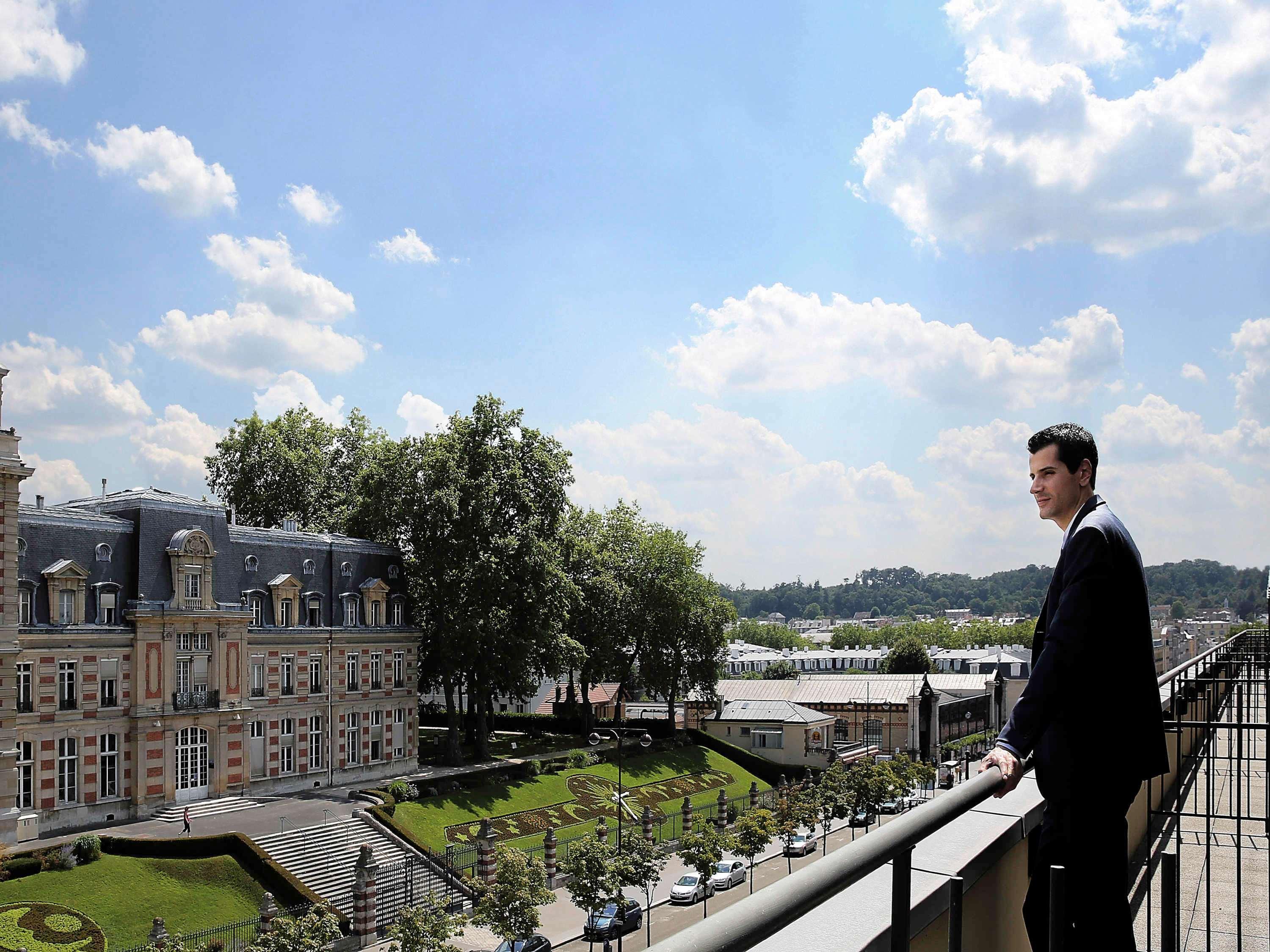 Mgallery Le Louis Versailles Chateau Exterior photo